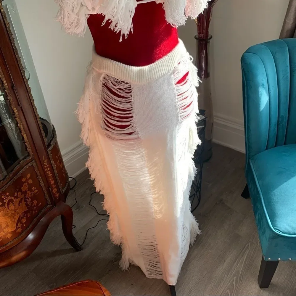 MICAS IVORY KNIT MAXI SKIRT SET - Picture 7 of 9